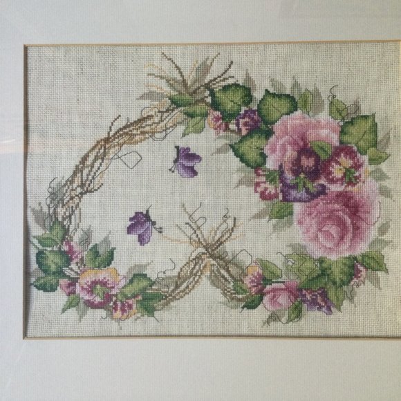 Beautiful Cross stitch needle art flowers heart matted framed good condition - Picture 5 of 7